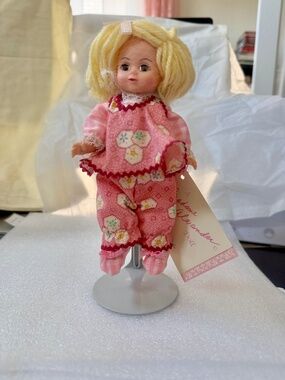 1994 Vintage Madame Alexander - Funny Maggie 140506